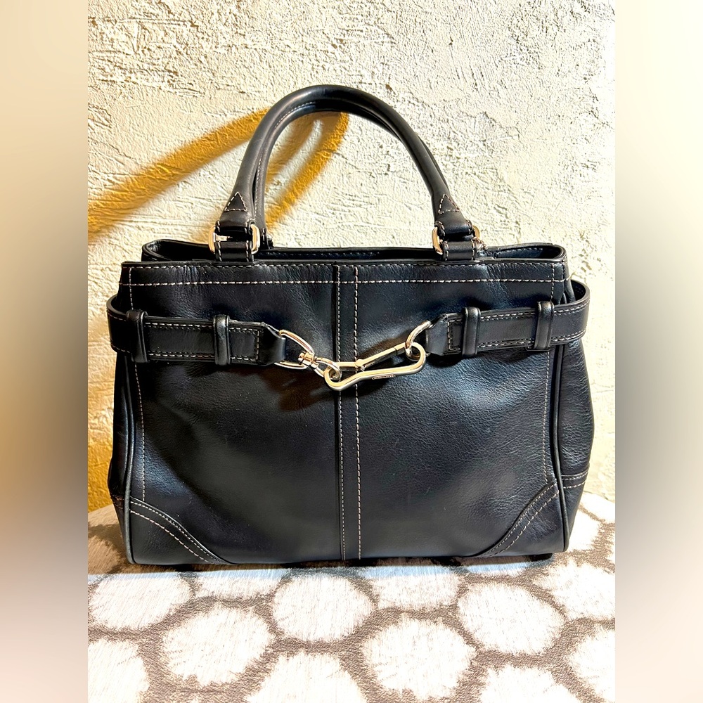 COACH Black Leather Handbag EUC - Picture 1 of 16
